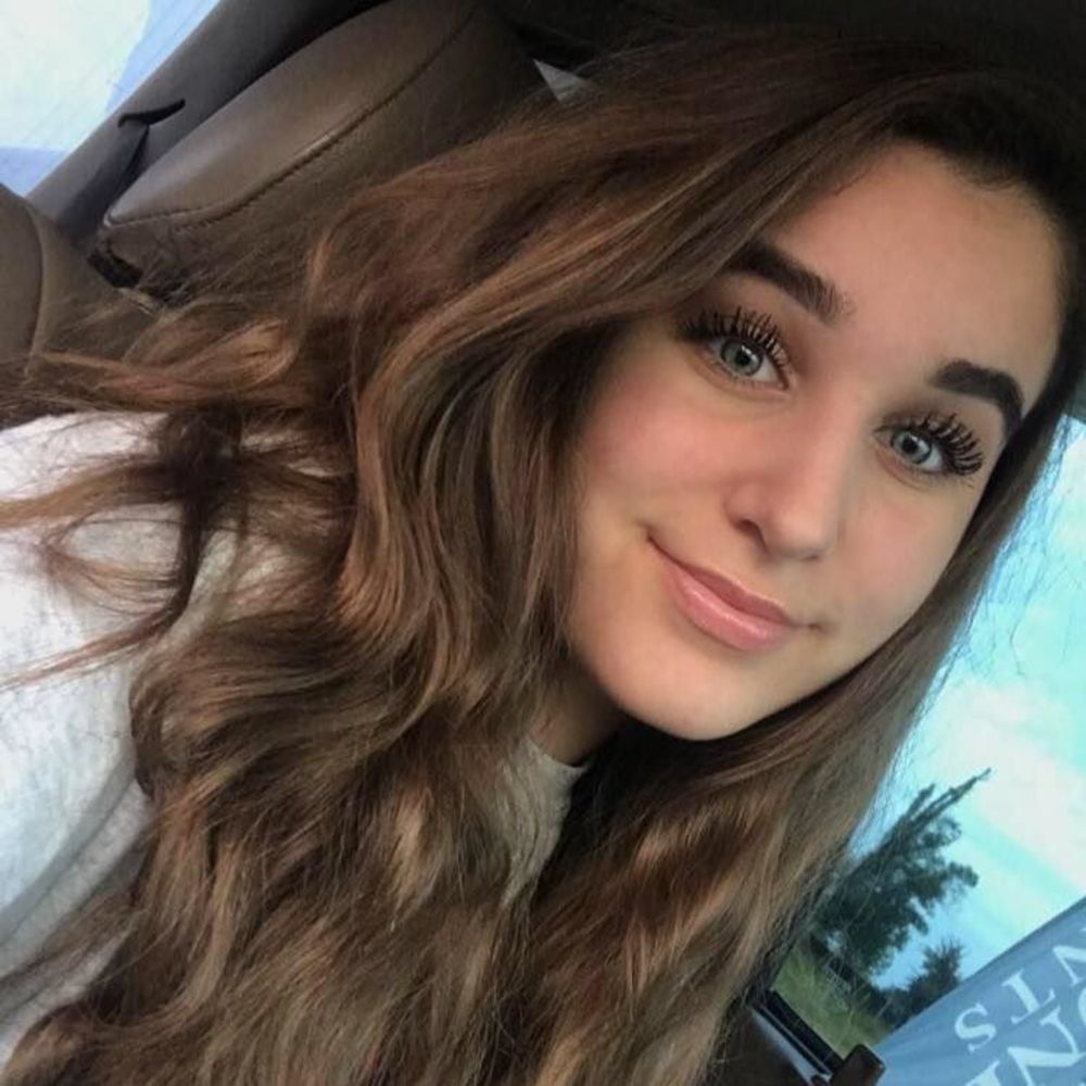 Meet your Posher, Danielle